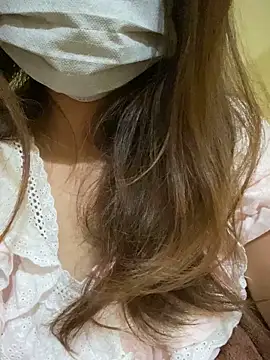 Sunset-yll online show from November 21, 2025, 3:27 am