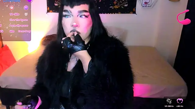 Snapshot of VexieDemon666 chatting on November 23, 2025, 1:26 am VexieDemon666 online show from November 23, 2025, 1:26 am