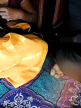 Snapshot of Poonam_capl chatting on November 30, 2025, 3:40 am Poonam capl online show from November 30, 2025, 3:40 am