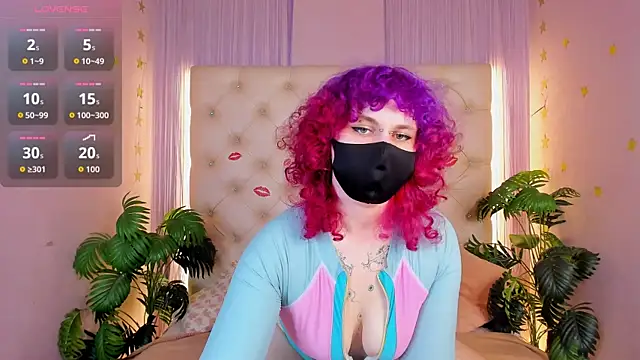 CharlotteRach online show from November 22, 2025, 12:59 pm