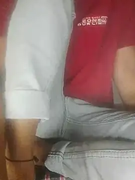 Snapshot of Charu076 chatting on November 24, 2025, 4:40 pm Charu076 online show from November 24, 2025, 4:40 pm