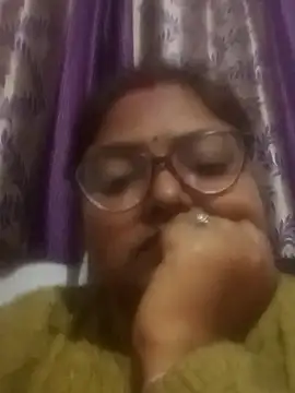 Simran62 online show from January 9, 2026, 6:04 pm