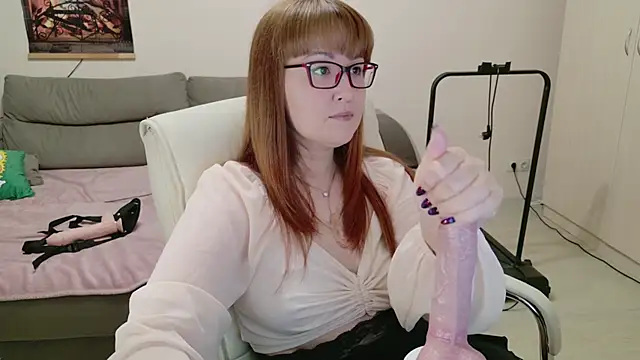 Foxy-lady online show from October 5, 2025, 1:18 am