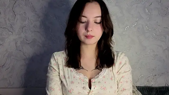 moonjane online show from April 15, 2026, 12:53 pm