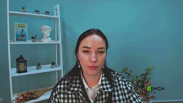 Snapshot of emma_blooom_ chatting on November 28, 2025, 9:53 am emma blooom online show from November 28, 2025, 9:53 am