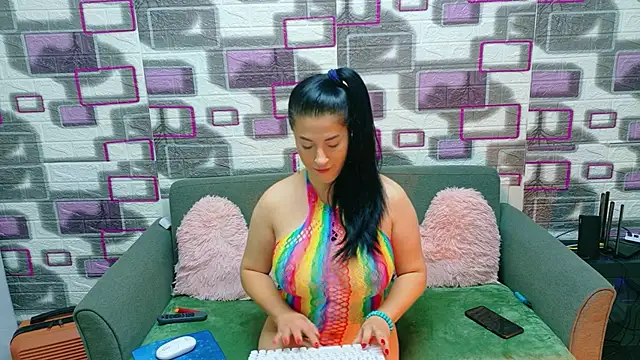 Snapshot of JessyMist chatting on November 26, 2025, 6:46 am JessyMist online show from November 26, 2025, 6:46 am