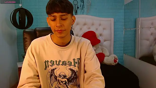 Snapshot of DraxBlade09 chatting on February 26, 2026, 2:06 pm DraxBlade09 online show from February 26, 2026, 2:06 pm