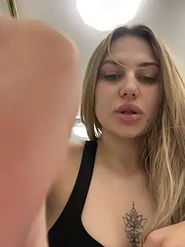 Snapshot of Chloe_GraceeX chatting on February 24, 2026, 8:21 pm Chloe GraceeX online show from February 24, 2026, 8:21 pm