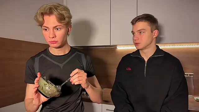 Snapshot of Even_Vrot chatting on February 9, 2026, 6:55 am Even Vrot online show from February 9, 2026, 6:55 am