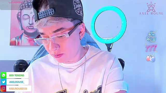 Snapshot of AxelRouse3 chatting on February 24, 2026, 7:15 pm AxelRouse3 online show from February 24, 2026, 7:15 pm