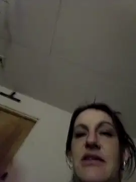 Snapshot of AndreaSFanSTo chatting on December 22, 2025, 1:55 pm AndreaSFanSTo online show from December 22, 2025, 1:55 pm