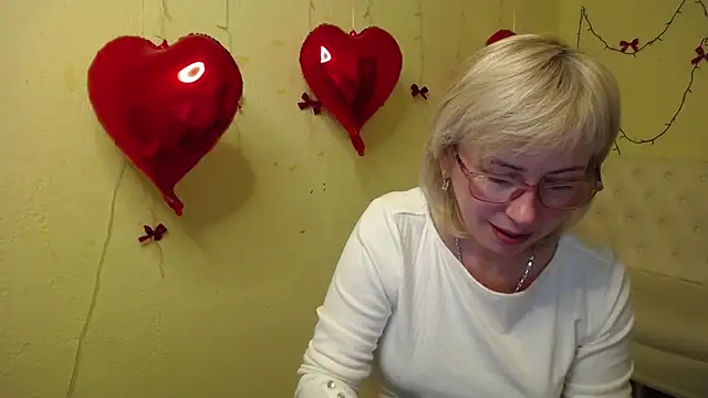 LaurenWishy online show from February 14, 2026, 5:57 pm