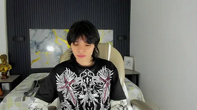 Sylasfrost online show from December 2, 2025, 7:37 pm