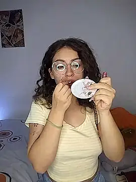 MarieTaylor  online show from January 14, 2026, 10:46 pm