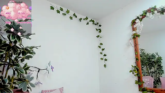 MarieTaylor  online show from April 7, 2026, 9:49 pm