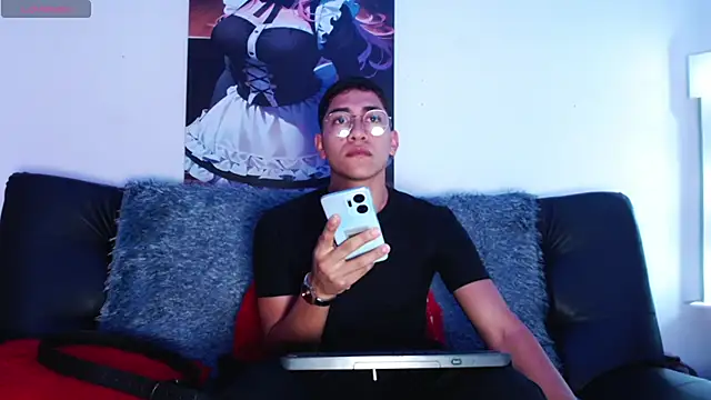 ATLASVANDRAKE online show from November 20, 2025, 8:20 pm