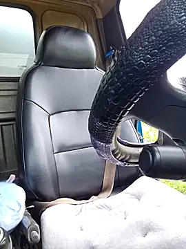 huykkk99 online show from March 7, 2026, 6:09 am