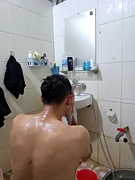 huykkk99 online show from March 15, 2026, 3:08 pm