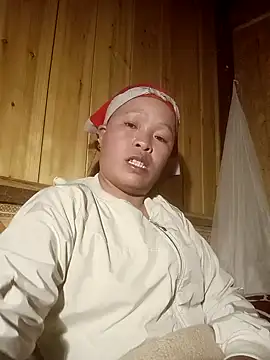 Lyly-baby online show from November 22, 2025, 3:33 pm