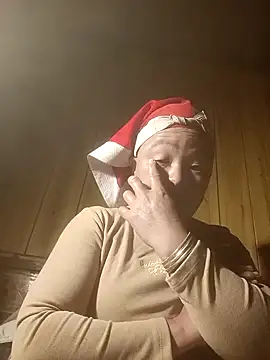 Lyly-baby online show from November 24, 2025, 10:43 pm