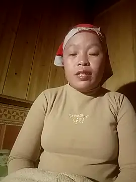 Lyly-baby online show from November 23, 2025, 5:23 pm