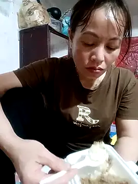 Stella-456 online show from April 10, 2026, 6:04 pm