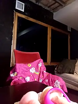 MilaFernandez online show from November 26, 2025, 10:54 pm