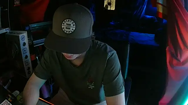 Bowerboi online show from November 28, 2025, 1:06 am