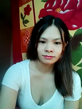 quynhquynh  online show from November 22, 2025, 2:21 am