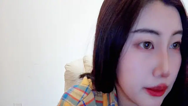 XIAOFENG-2025 online show from December 15, 2025, 6:19 am