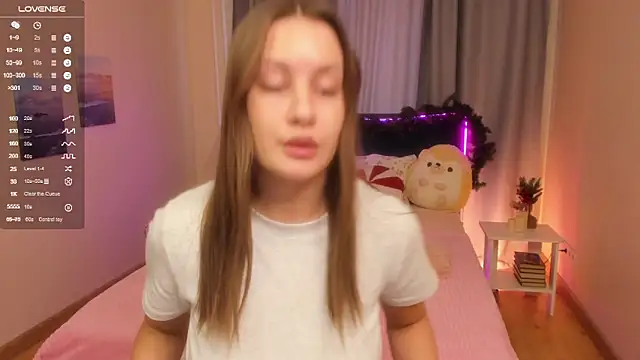 TracyCrawford online show from December 21, 2025, 8:27 am