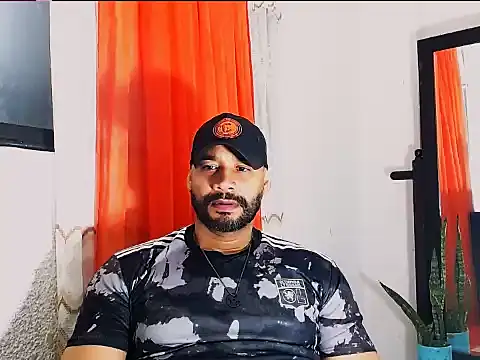 musclehetero online show from June 1, 2026, 6:13 am