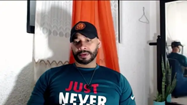 musclehetero online show from June 12, 2026, 1:47 am