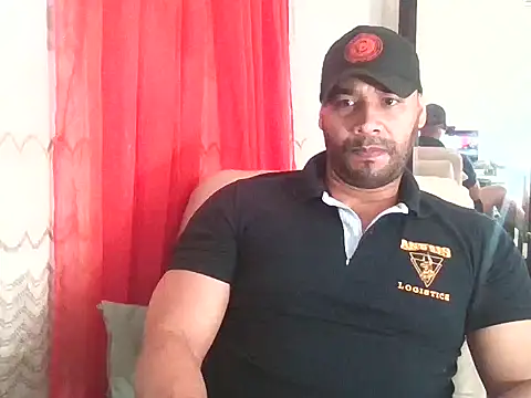 musclehetero online show from May 7, 2026, 2:09 pm