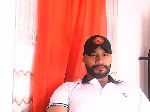 musclehetero online show from May 26, 2026, 5:22 pm