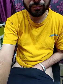 Cute Lucky online show from January 6, 2026, 9:24 am