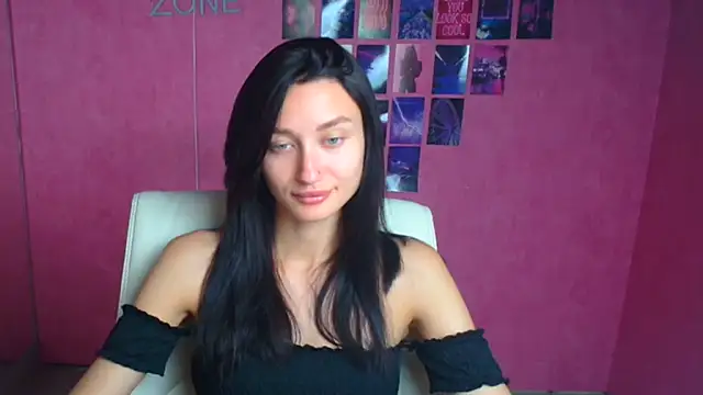 Stella XO online show from August 3, 2026, 5:48 am