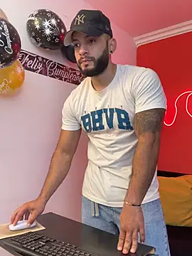 Mike savage3 online show from February 17, 2026, 12:24 pm