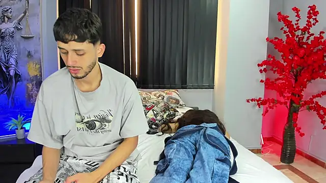 dracke and zara online show from March 10, 2026, 1:04 pm