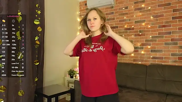 Snapshot of VoidElaris chatting on January 16, 2026, 7:07 pm VoidElaris online show from January 16, 2026, 7:07 pm