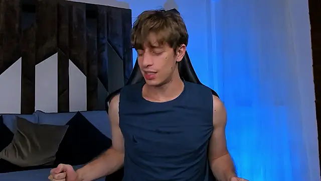 Snapshot of Ostin_Saints chatting on January 18, 2026, 7:01 am Ostin Saints online show from January 18, 2026, 7:01 am