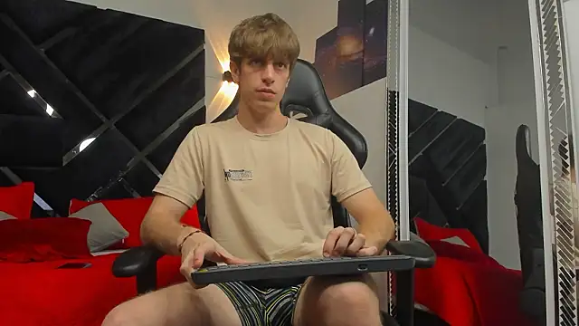 Snapshot of Ostin_Saints chatting on March 1, 2026, 12:43 am Ostin Saints online show from March 1, 2026, 12:43 am