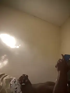 laperson online show from March 12, 2026, 11:36 am