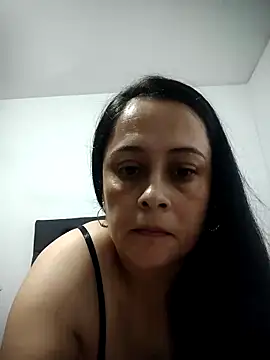 danielita1414 online show from December 20, 2025, 11:46 am