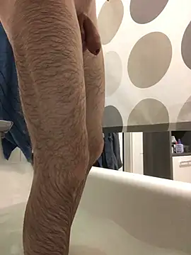 Snapshot of Spielzeugtwink chatting on February 10, 2026, 10:09 pm Spielzeugtwink online show from February 10, 2026, 10:09 pm