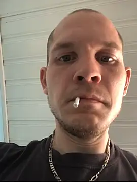 Snapshot of Spielzeugtwink chatting on July 10, 2026, 2:50 pm Spielzeugtwink online show from July 10, 2026, 2:50 pm