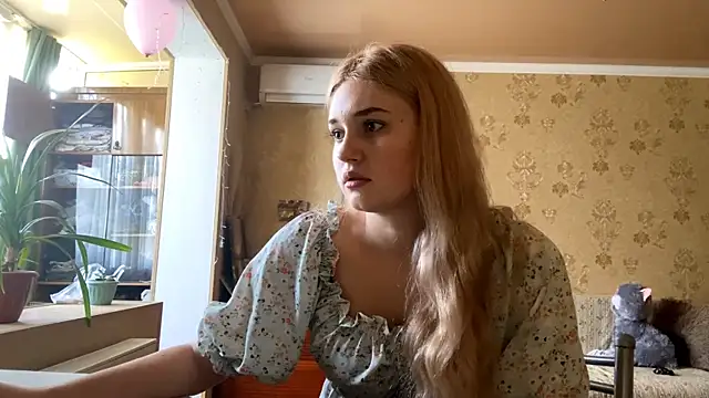 Snapshot of Malley_Saunds chatting on November 25, 2025, 7:41 am Malley Saunds online show from November 25, 2025, 7:41 am