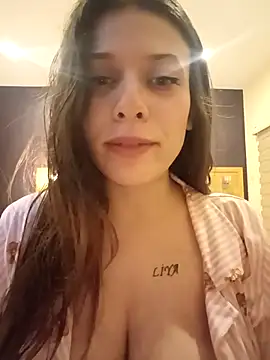 Snapshot of DevinAras chatting on March 24, 2026, 12:32 am DevinAras online show from March 24, 2026, 12:32 am