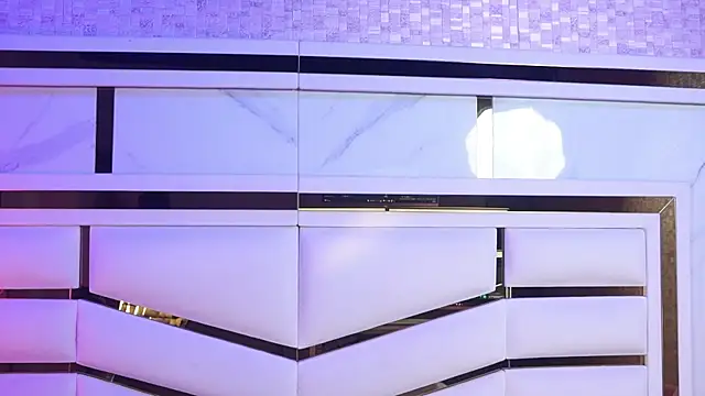 luciana agudelo online show from March 29, 2026, 7:04 pm