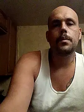 Snapshot of BigriskDaddy92 chatting on November 26, 2025, 4:01 am BigriskDaddy92 online show from November 26, 2025, 4:01 am